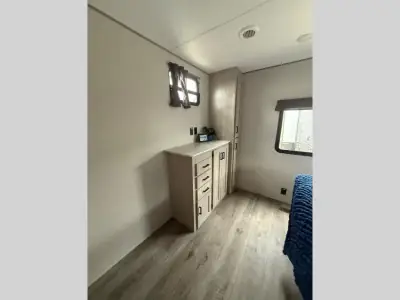 2025 Coachmen Catalina Destination Series 40BHTS2Q photo 14