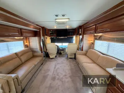 2006 Fleetwood Discovery 39S photo 43