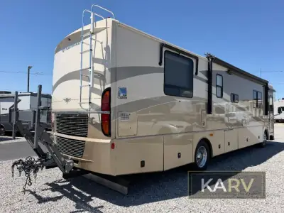 2006 Fleetwood Discovery 39S photo 8