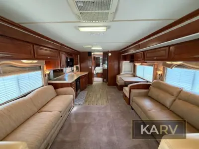 2006 Fleetwood Discovery 39S photo 20