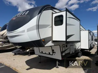 2022 Forest River Rockwood Signature Ultra Lite 8298KS