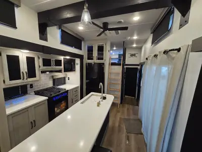 2026 Forest River PUMA VISTA 423LFT photo 22