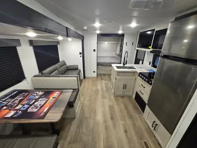 2026 Palomino PUMA CAMPING EDITION 284BHCE photo 23