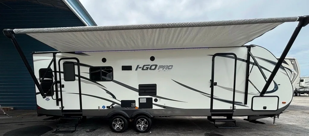 2016 Evergreen I-GO G267RLS exterior