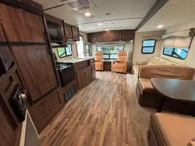 2016 Evergreen I-GO G267RLS photo 6