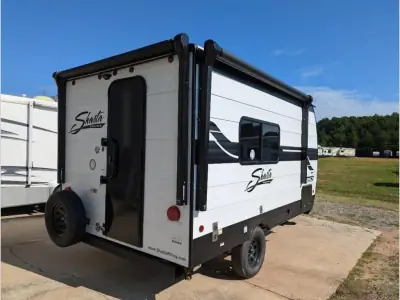 2026 Shasta Rvs Compact 16RE photo 5