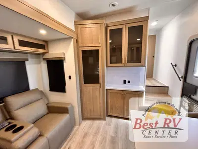 2027 Forest River Rockwood Signature photo 44