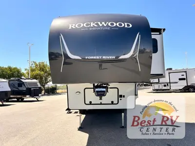 2027 Forest River Rockwood Signature photo 9