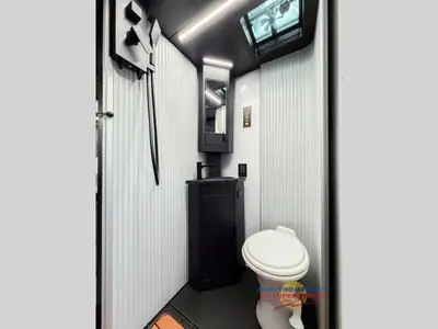 2026 Grand Design Lineage Series M photo 23