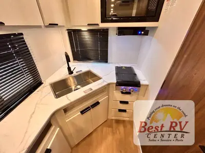 2027 Winnebago Access photo 40