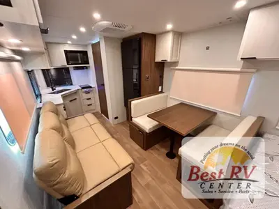 2027 Winnebago Access photo 11