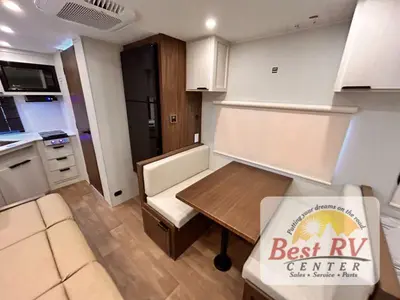 2027 Winnebago Access photo 18