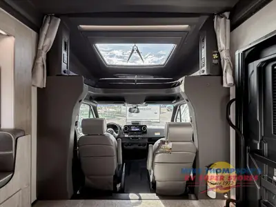 2026 Grand Design Lineage Series M photo 13