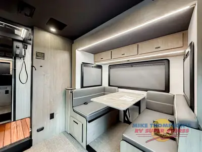 2026 Grand Design Lineage Series M photo 18