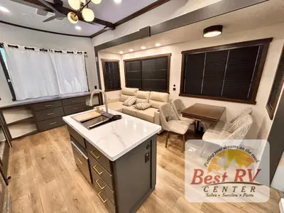2027 Forest River Cedar Creek Cottage photo 15