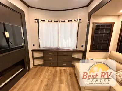 2027 Forest River Cedar Creek Cottage photo 24