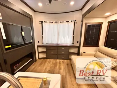 2027 Forest River Cedar Creek Cottage photo 23