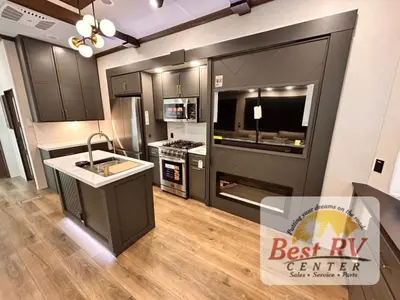 2027 Forest River Cedar Creek Cottage photo 42