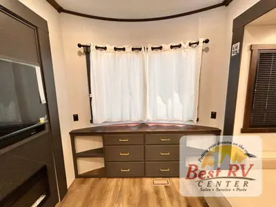 2027 Forest River Cedar Creek Cottage photo 25