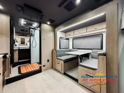 2026 Grand Design Lineage Series M photo 18