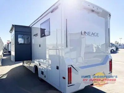 2026 Grand Design Lineage Series M photo 4