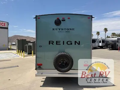 2027 Keystone Reign photo 4
