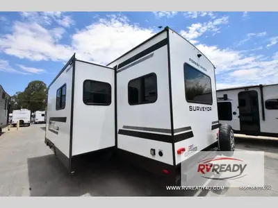 2027 Forest River Grand Surveyor photo 4