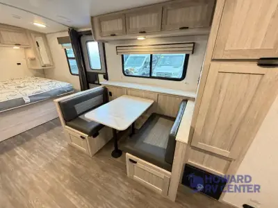 2023 Cruiser Shadow Cruiser 228RKS photo 20