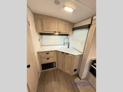 2023 Cruiser Shadow Cruiser 228RKS photo 35