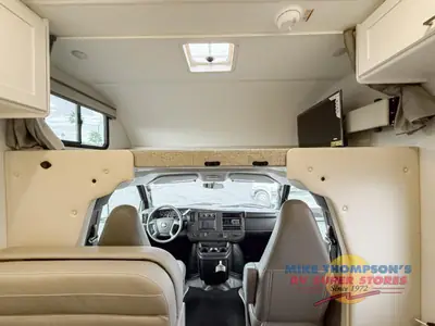 2026 Thor Motor Coach Chateau photo 11