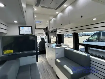 2026 Pleasure-Way Ontour 2.2 AWD photo 51