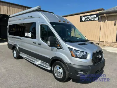 2026 Pleasure-Way Ontour 2.2 AWD photo 4