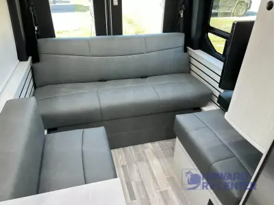 2026 Pleasure-Way Ontour 2.2 AWD photo 46