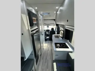 2026 Pleasure-Way Ontour 2.2 AWD photo 57