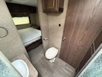 2019 Forest River Flagstaff Lite 27RLWS photo 22