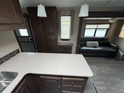 2019 Forest River Flagstaff Lite 27RLWS photo 35