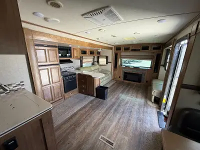 2018 Forest River Rockwood Signature 8324BS-W photo 13