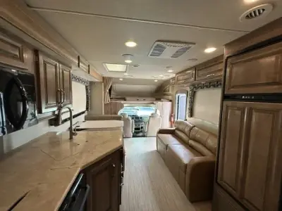 2019 Jayco GREYHAWK PRESTIGE 31FP photo 23