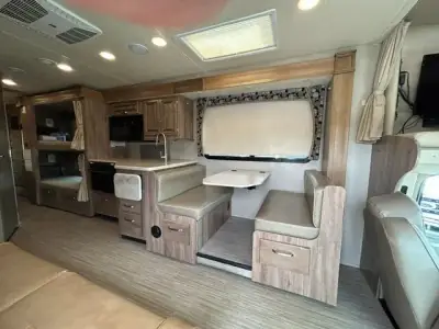 2019 Jayco GREYHAWK PRESTIGE 31FP photo 8