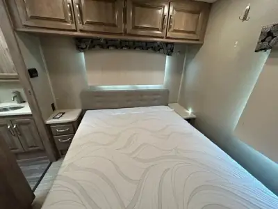 2019 Jayco GREYHAWK PRESTIGE 31FP photo 20