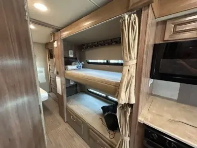 2019 Jayco GREYHAWK PRESTIGE 31FP photo 15