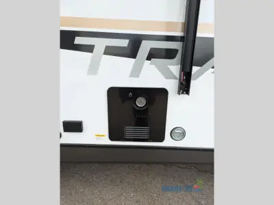 2025 Prime Time Tracer 250BH photo 10