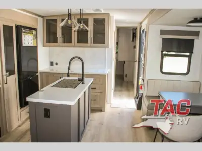 2026 Forest River Rockwood Signature 8337RL photo 15