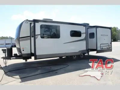 2026 Forest River Rockwood Ultra Lite 2608BS photo 4