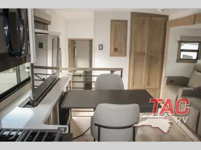 2027 Forest River Rockwood Signature 290SFK photo 7