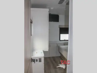 2027 Forest River Rockwood Signature 290SFK photo 29