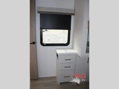 2027 Forest River Rockwood Signature 290SFK photo 34