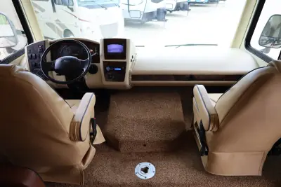 2015 Coachmen Pursuit 27KB photo 21