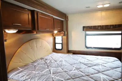 2015 Coachmen Pursuit 27KB photo 13