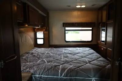 2015 Coachmen Pursuit 27KB photo 25